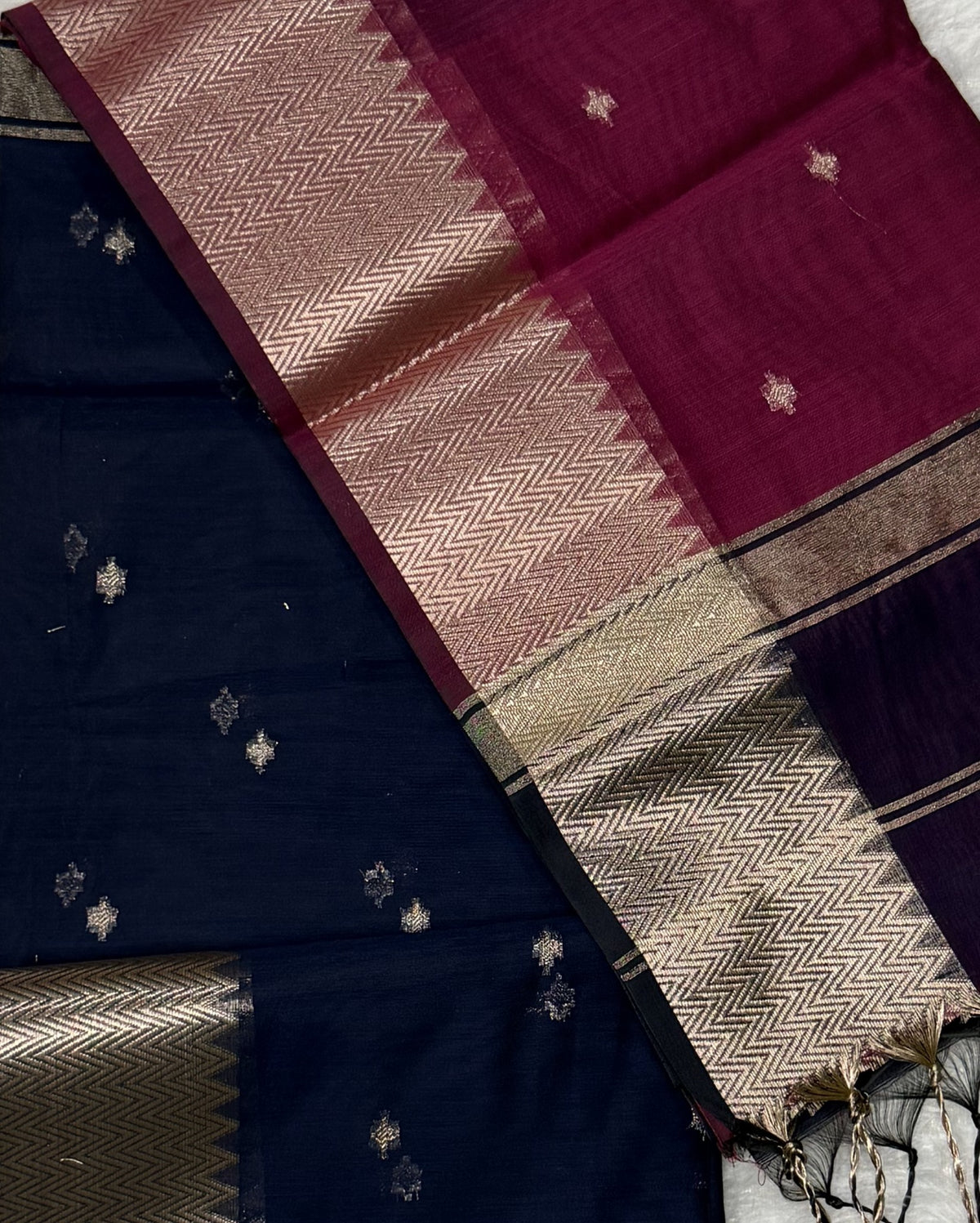 Maheswari - Cotton Silk - Navy Blue Majenta Butti