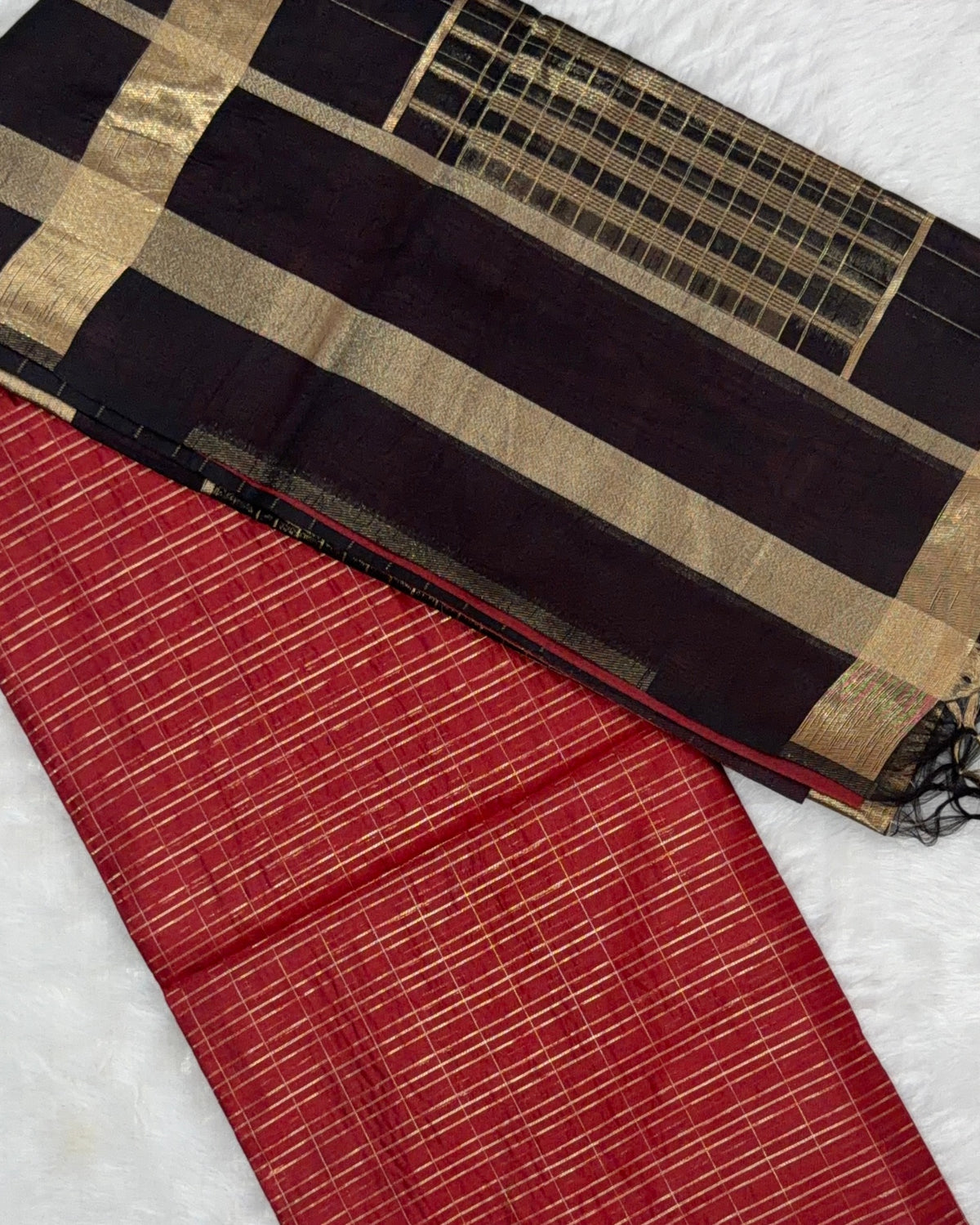 Maheshwari - Cotton Silk - Black Red Gold Lines