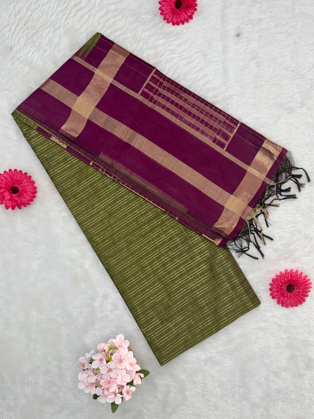 Maheshwari - Cotton Silk - Green Magenta Gold Lines