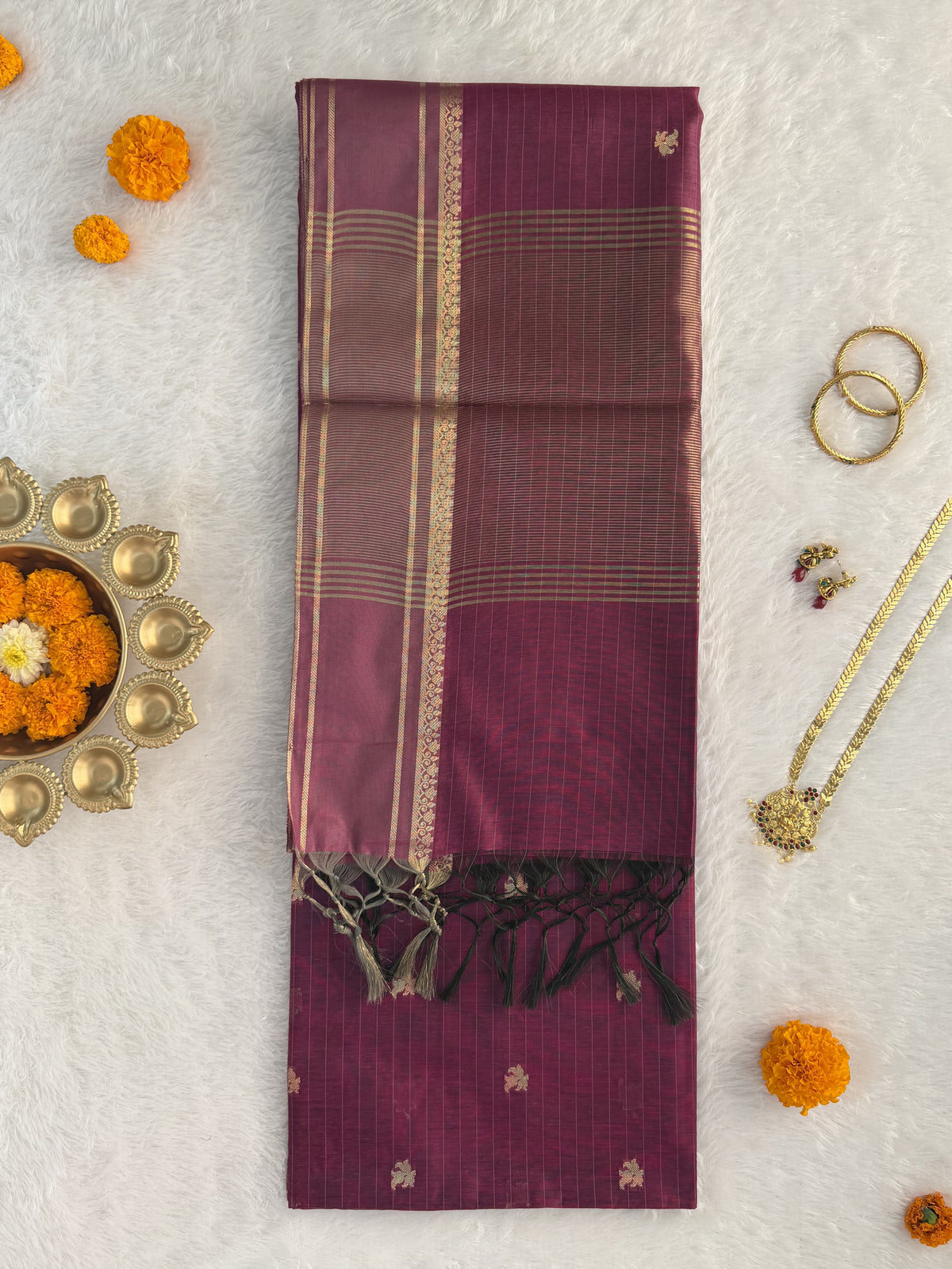 Maheshwari - Cotton Silk - Magenta Line Border