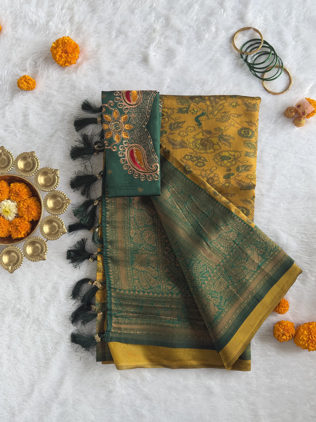 Tissue - Tissue Silk - Mustard Green Tassels