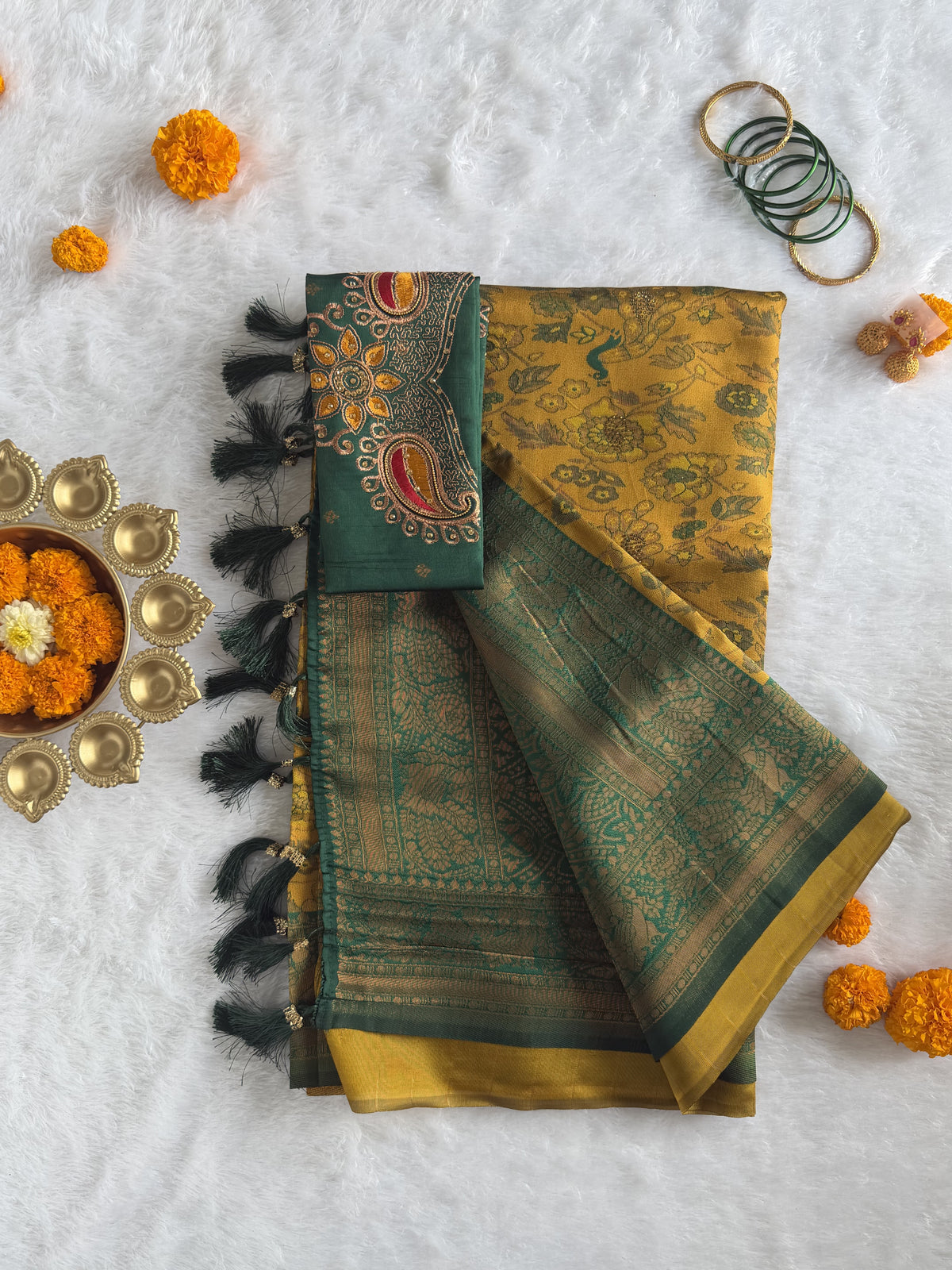 Tissue - Tissue Silk - Mustard Green Tassels