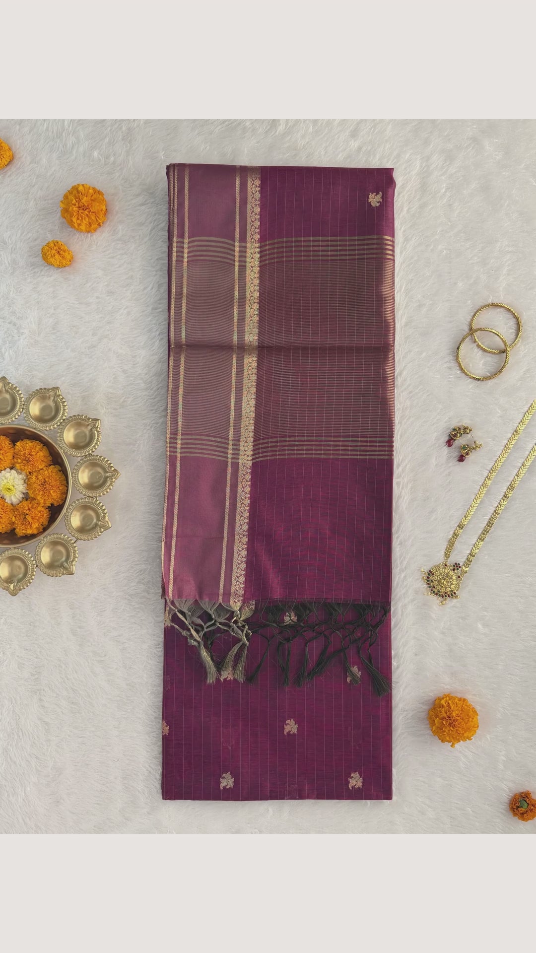 Maheshwari - Cotton Silk - Magenta Line Border